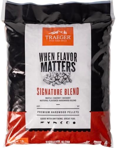 Traeger Grills Signature Blend 100% All-Natural Wood Pellets for Smokers and Pellet Grills, BBQ, Bake, Roast, 18 lb. Bag : Patio, Lawn & Garden